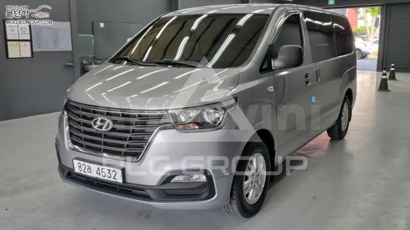 2020 Hyundai Starex