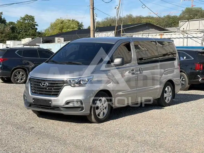 2020 Hyundai Starex