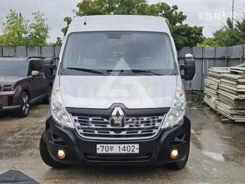 2020 Renault Master