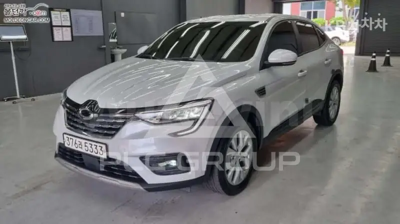 2020 Renault Xm3