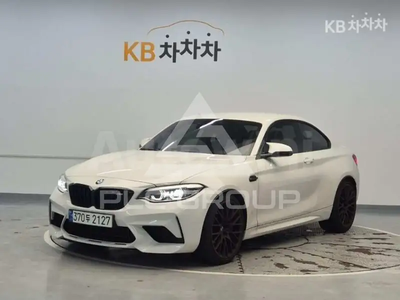 2021 BMW M1