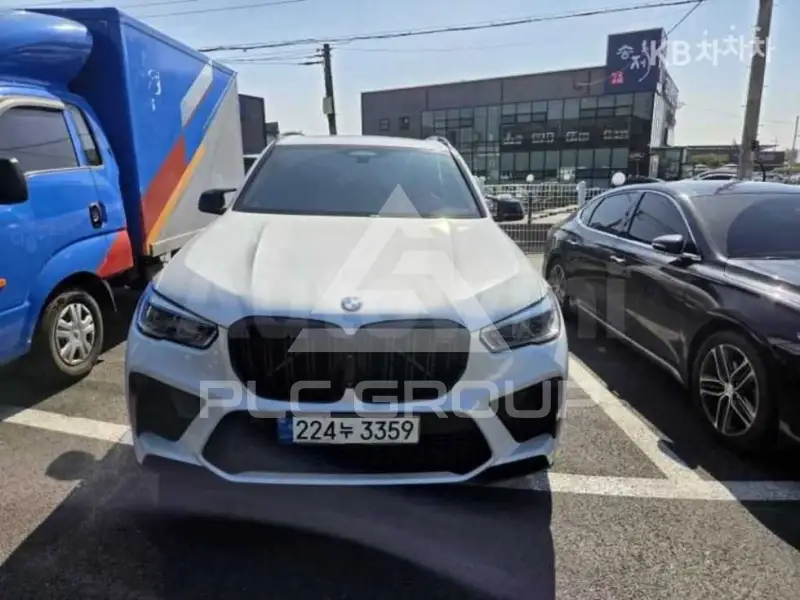 2021 BMW M1