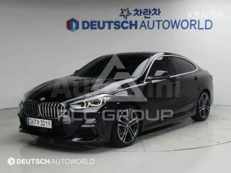 2021 BMW 218