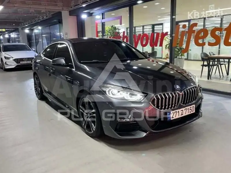 2021 BMW 218
