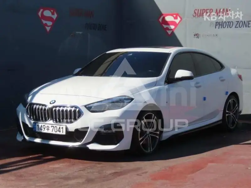 2021 BMW 218
