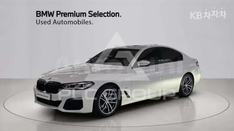 2021 BMW 523