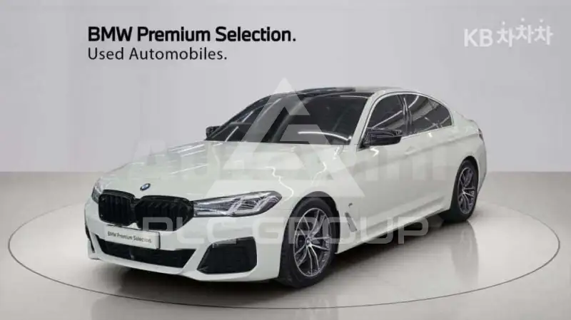 2021 BMW 523