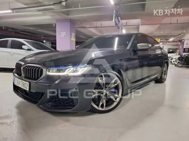 2021 BMW 523