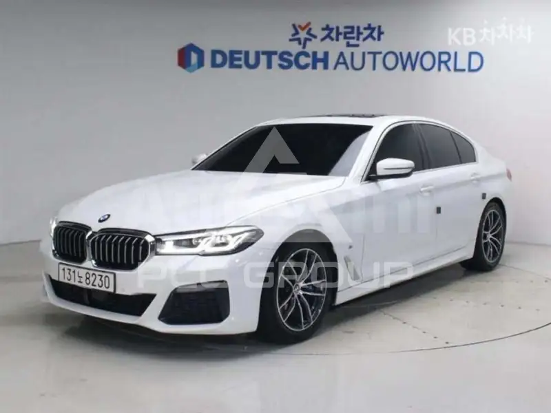 2021 BMW 523