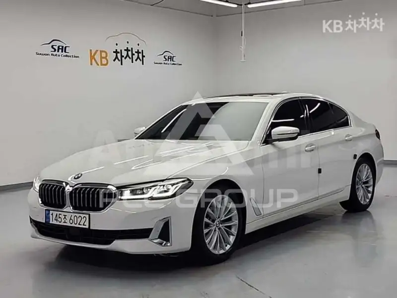 2021 BMW 523