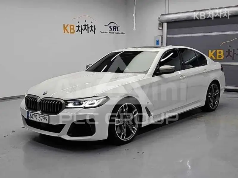 2021 BMW 523