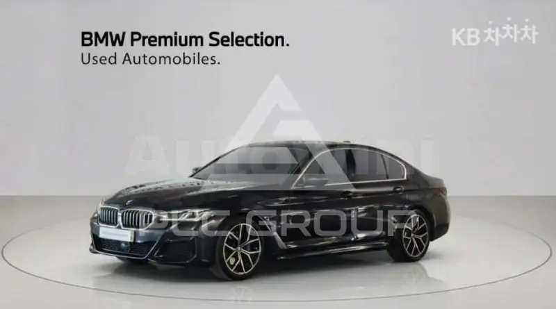 2021 BMW 523