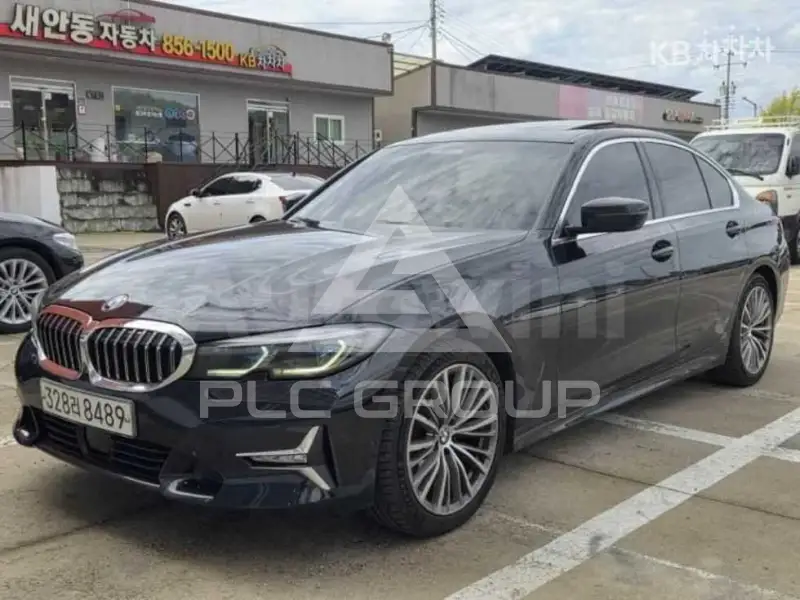 2021 BMW 330