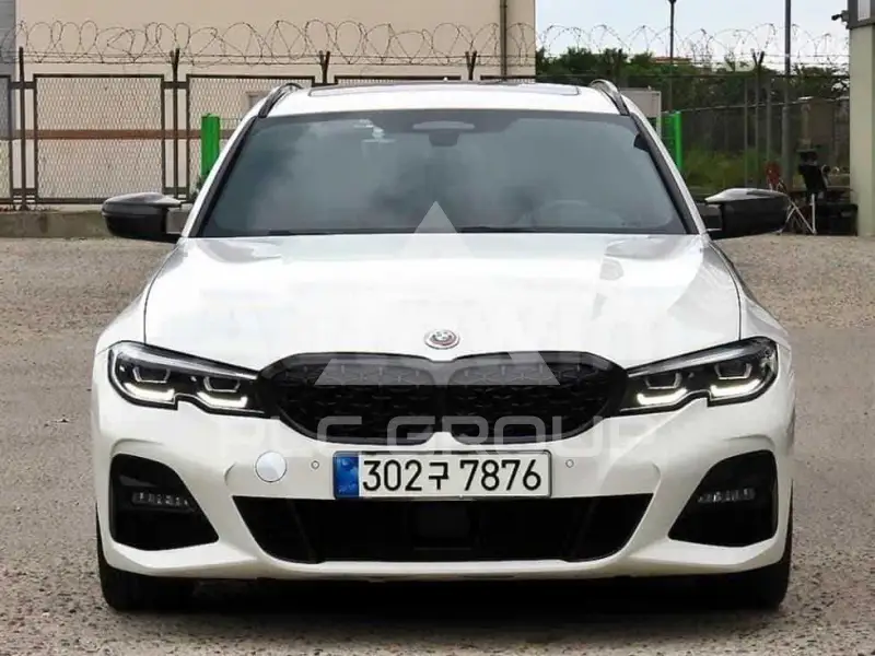 2021 BMW 330