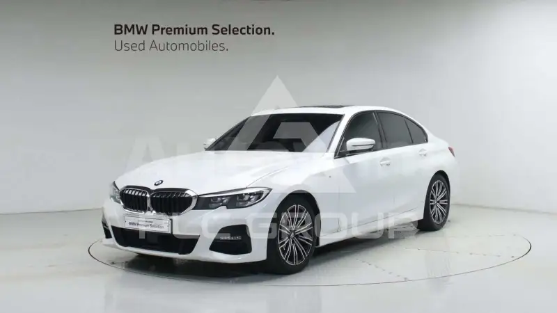 2021 BMW 330