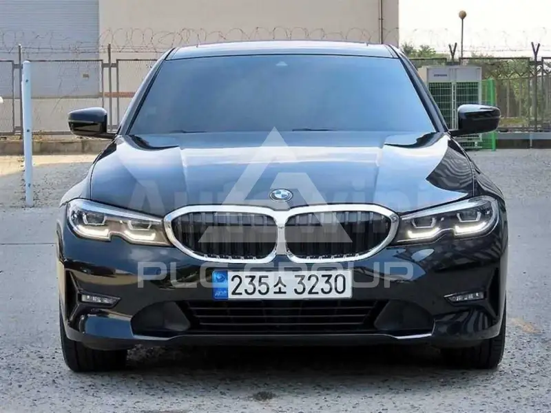 2021 BMW 330