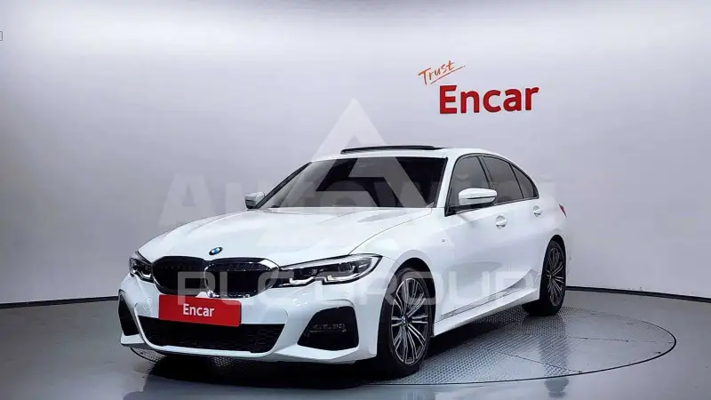 2021 BMW 330
