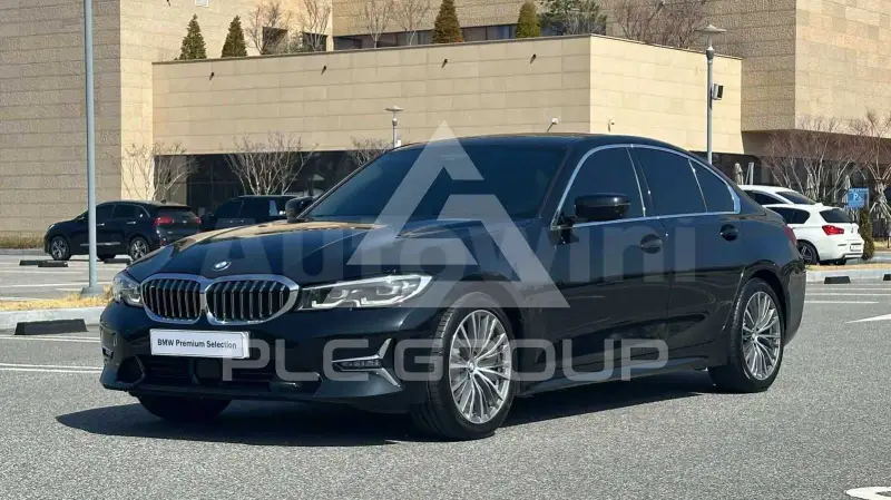2021 BMW 330