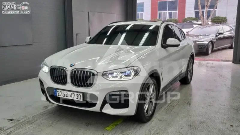 2021 BMW X4