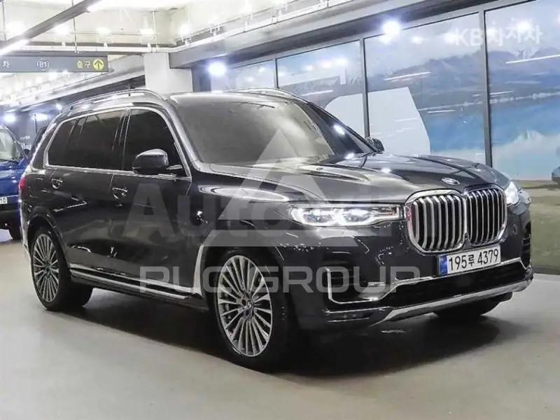 2021 BMW X7