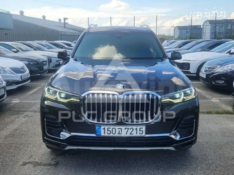 2021 BMW X7