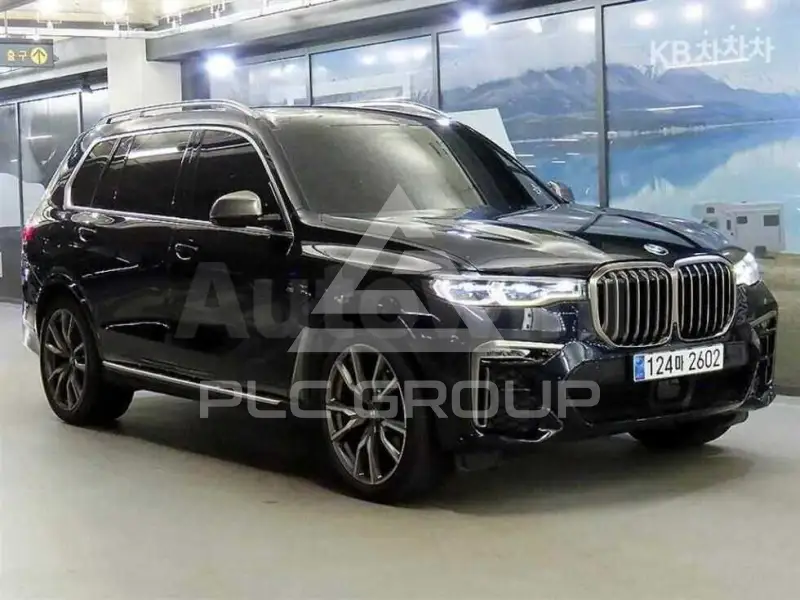 2021 BMW X7