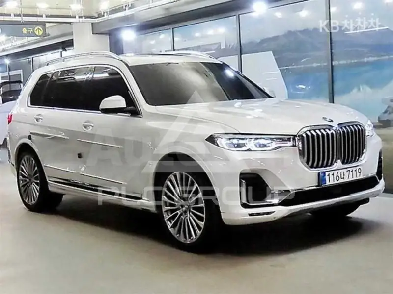 2021 BMW X7
