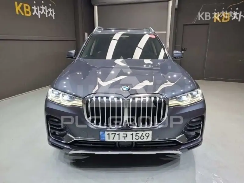 2021 BMW X7