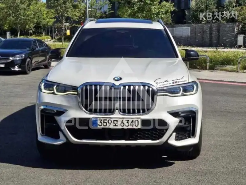 2021 BMW X7