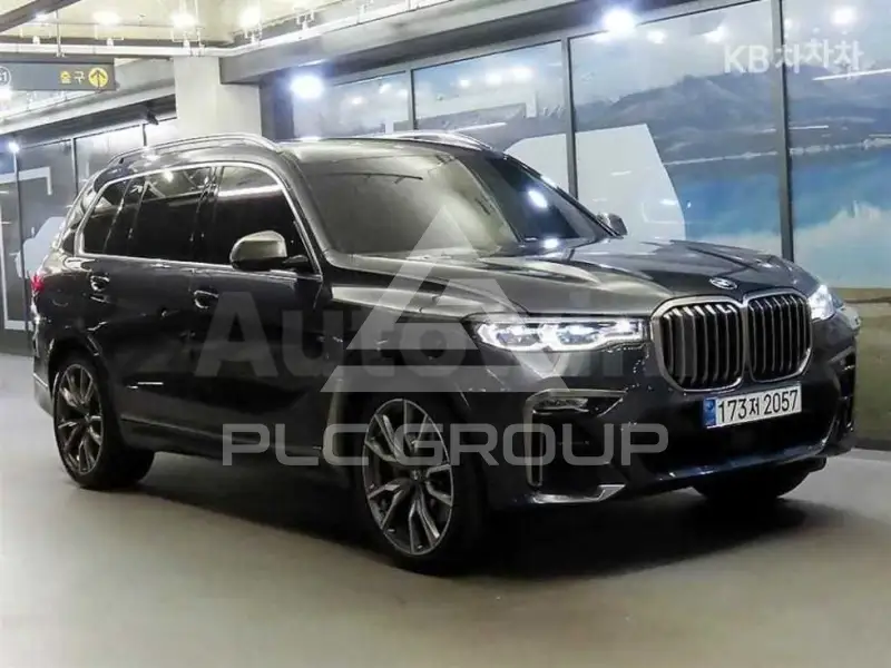 2021 BMW X7