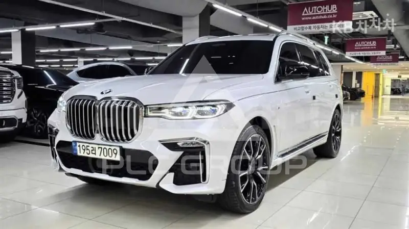 2021 BMW X7