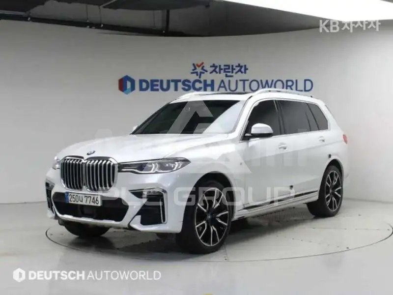 2021 BMW X7