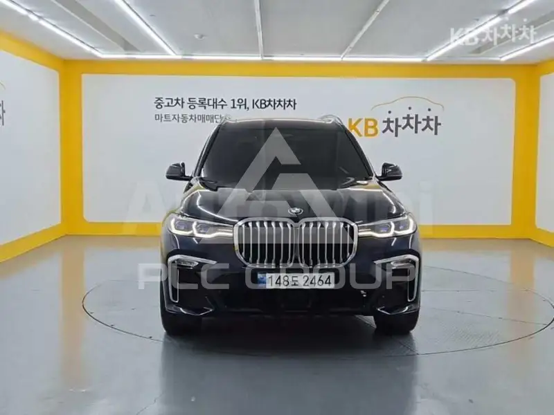 2021 BMW X7