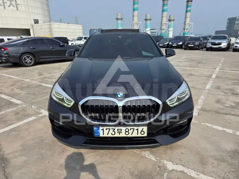 2021 BMW 120