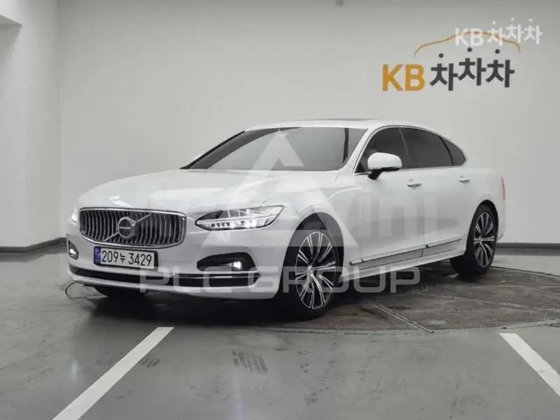 2021 Volvo S90