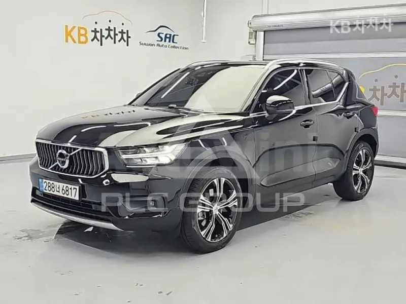 2021 Volvo XC40