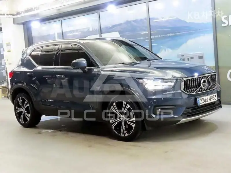 2021 Volvo XC40