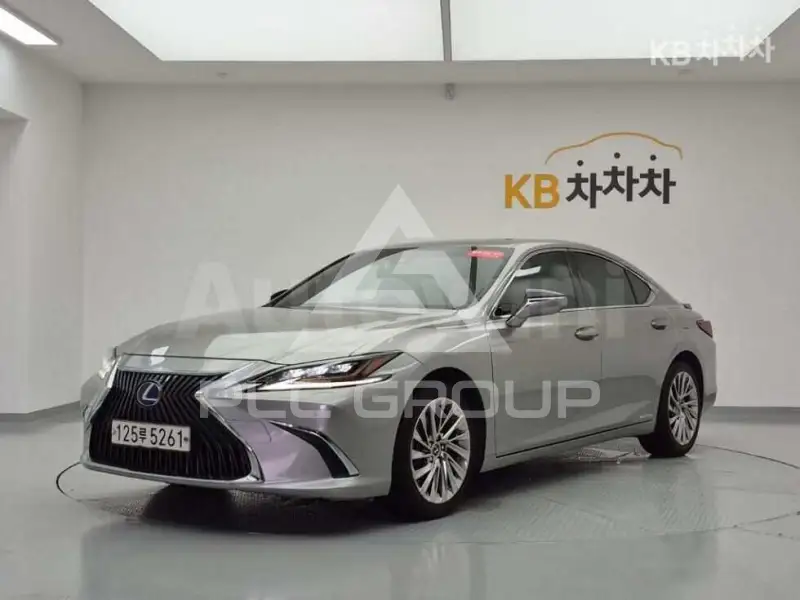 2021 Lexus ES