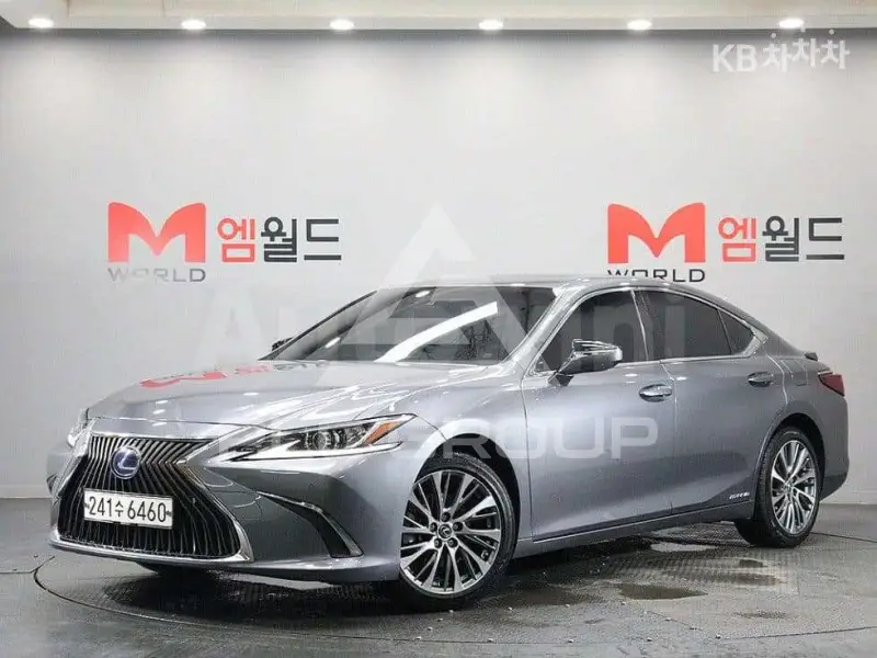 2021 Lexus ES