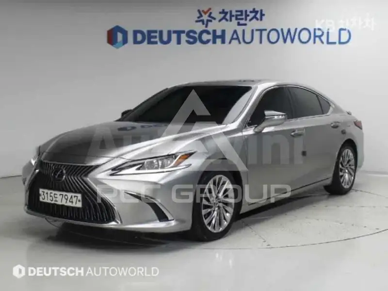 2021 Lexus ES