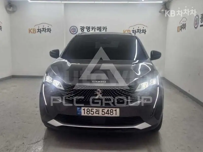 2021 Peugeot 5008