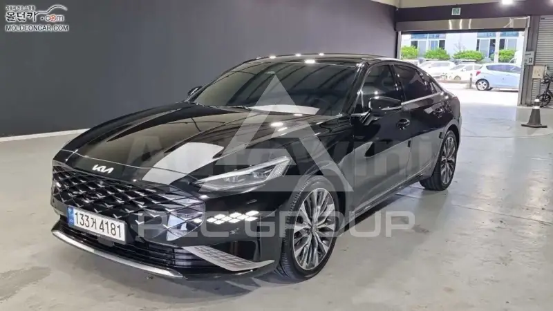 2021 KIA K8