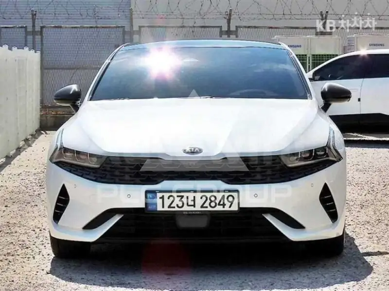 2021 KIA K5