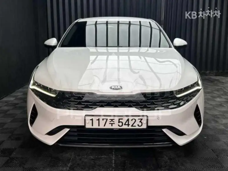 2021 KIA K5