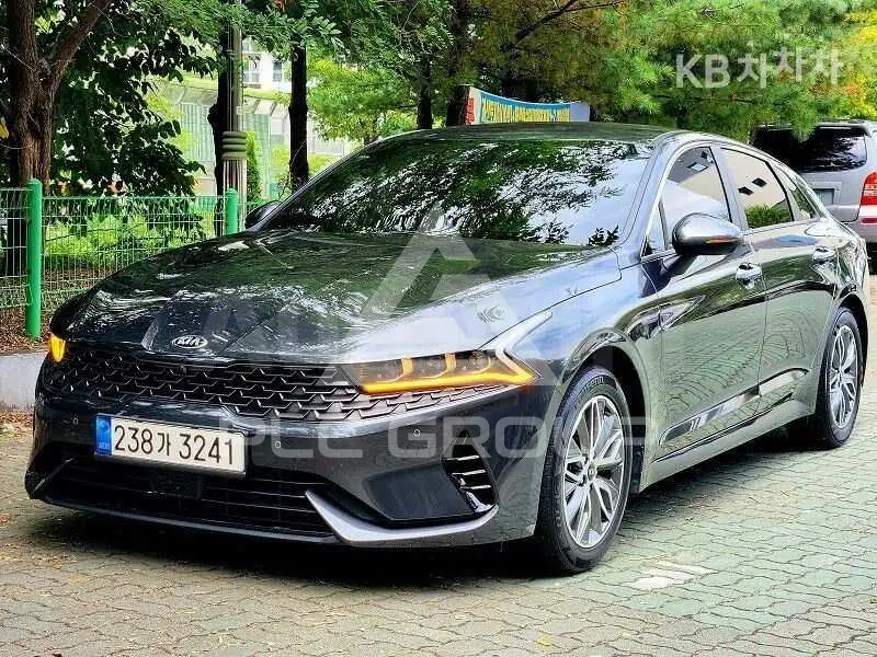 2021 KIA K5