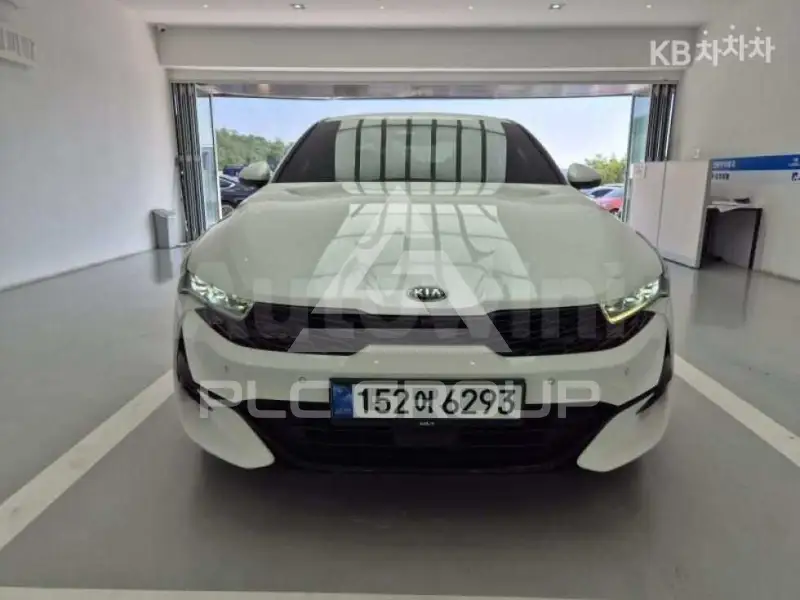 2021 KIA K5