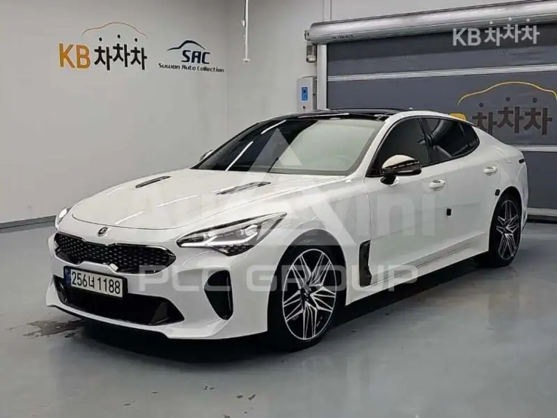 2021 KIA Stinger
