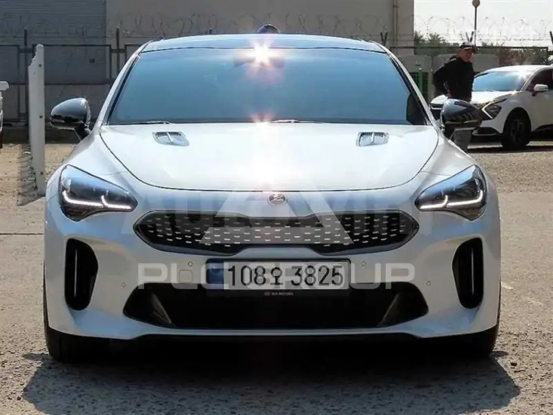 2021 KIA Stinger