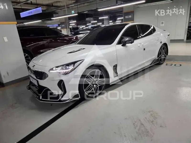 2021 KIA Stinger