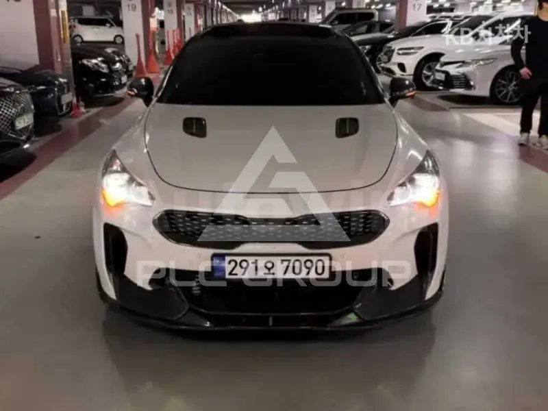 2021 KIA Stinger